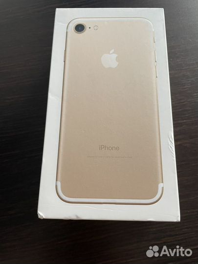 iPhone 7, 32 ГБ