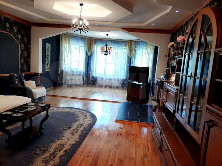 Таунхаус 227 м² на участке 50 сот.