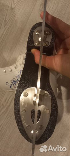 Коньки фигурные детские