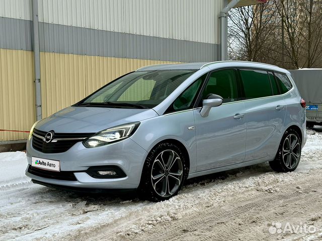 Opel Zafira 2018