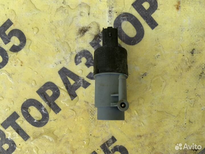 Насос омывателя Renault Logan