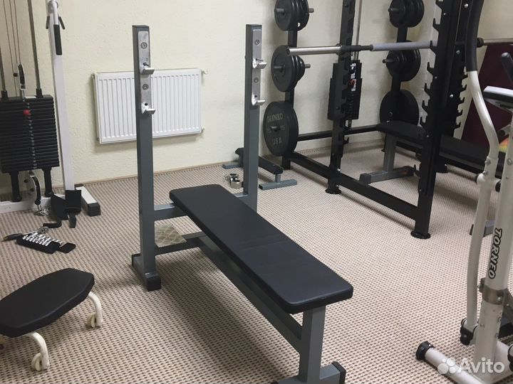 Тренажер для жима лежа