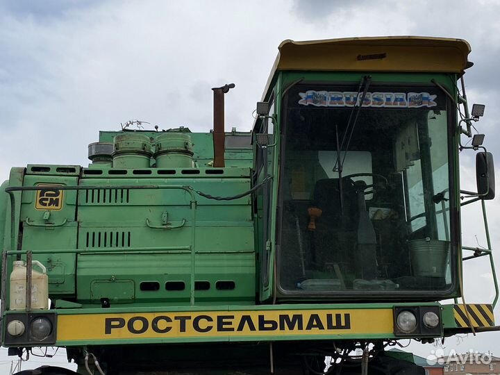 Комбайн Ростсельмаш Дон 1500Б, 2003