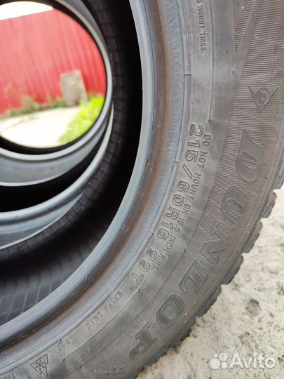 Dunlop SP Winter Ice02 215/60 R16