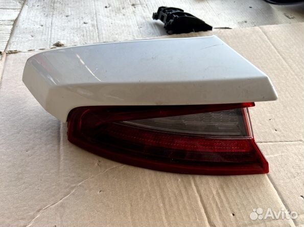 Задний фонарь Киа Стингер