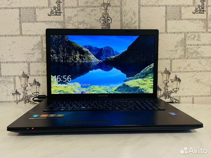 Мощный Lenovo i7 4th Gen с большим 17,3