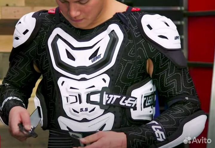 Защита панцирь Leatt Body Protector 5.5