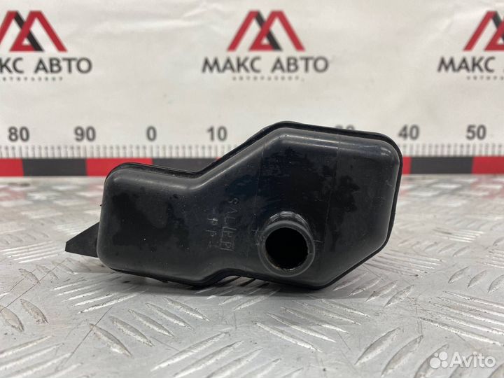 Б/У Резонатор воздушного фильтра Mazda Demio 1