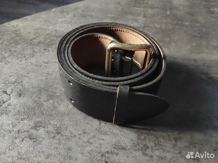 Мужской кожаный ремень офицерский