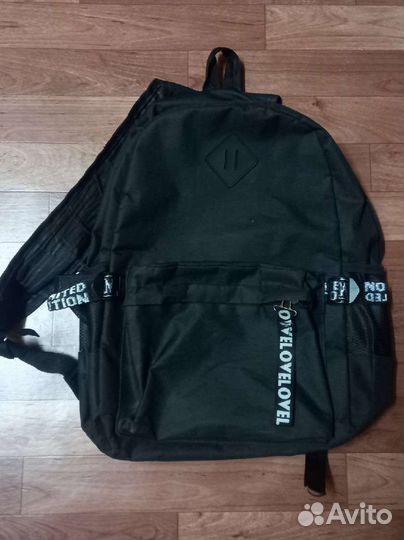 Рюкзак школьнику