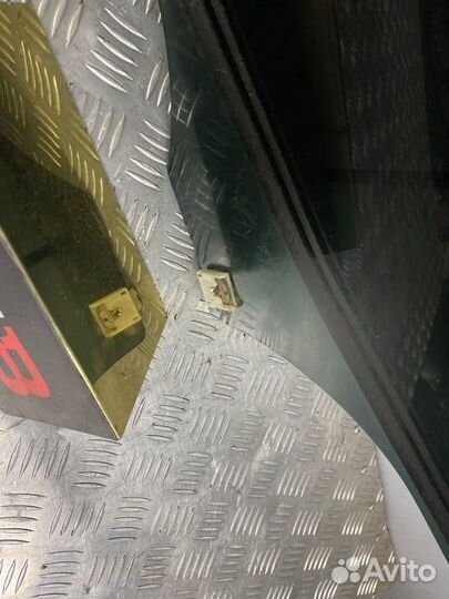 Стекло двери заднее левое Mazda Cx-7 EP L3VDT 2008