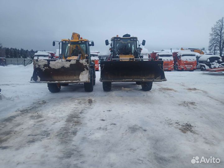 Аренда и услуги трактора экскаватор-погрузчик