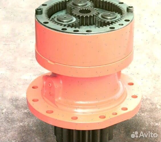 Robex 500 LC-7A Редуктор 31QB-10140 / R450-7