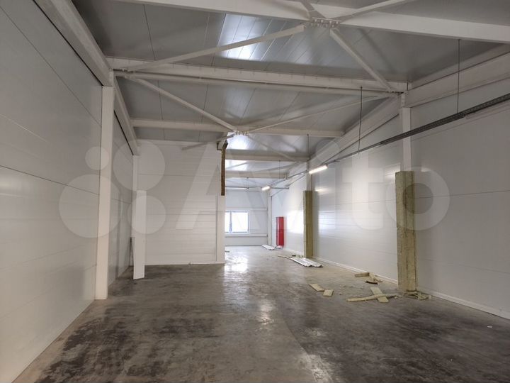 Склад, 1400 м² новый, 50 кВт, пандус, без колонн