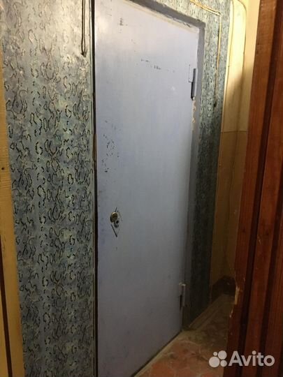 Продаю железную дверь бу