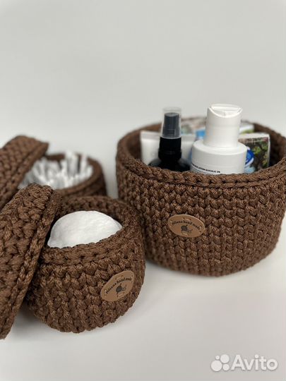 Набор вязаных корзин