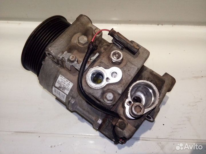 Компрессор системы кондиционирования Mercedes-Benz