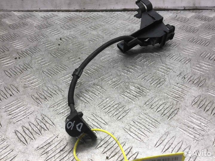 Датчик коленвала Volkswagen Touran BMM
