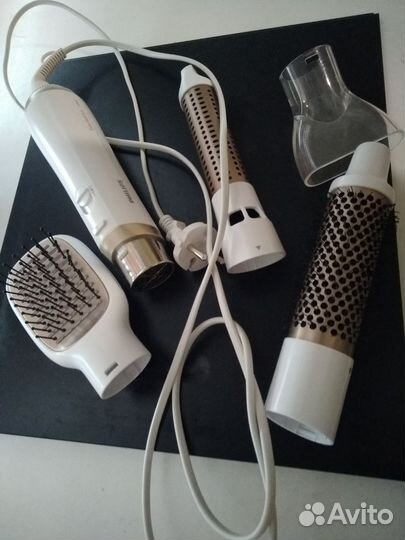 Фен-щетка Philips HP8663/00