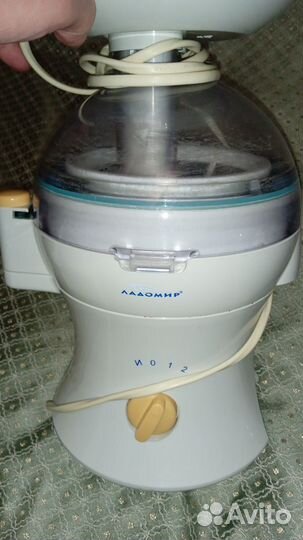 Соковыжималки. Scarlett новая и Ладомир-10 б/у