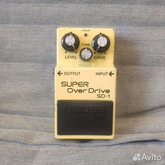 Гитарная педаль Boss SD-1