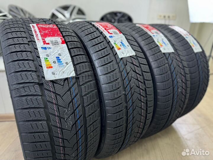 Fronway IceMaster II 275/35 R19 и 245/40 R19 100V