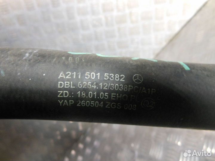 Патрубок радиатора нижний Мерседес 211 219