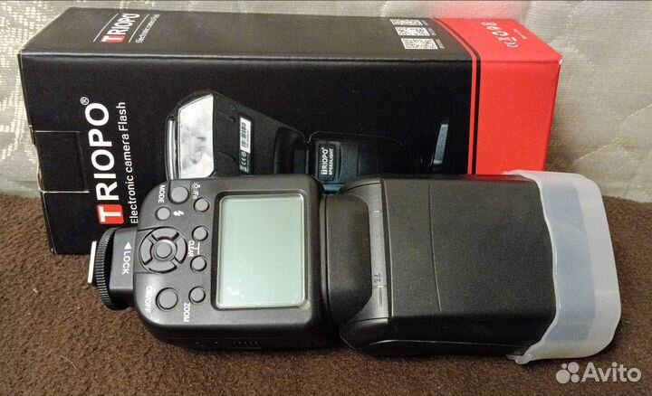 Вспышка для камеры Triopo TR-586EXC