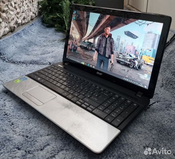 Игровой ноутбук Acer i3/ssd240/710M