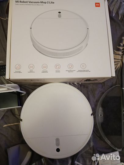 Робот пылесос моющий со станцией