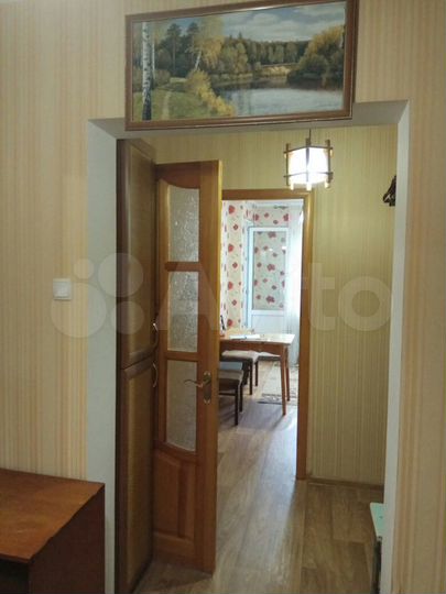 2-к. квартира, 63 м², 1/9 эт.