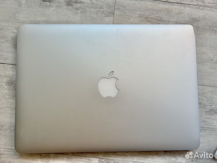 Macbook air 13 early 2015