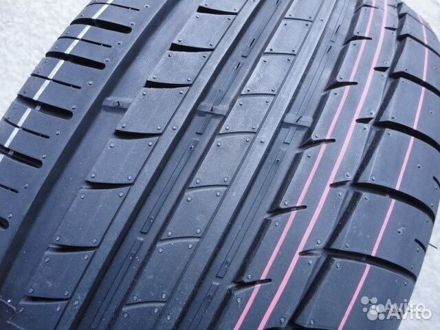 Triangle Sports TH201 245/45 R18 100ZR