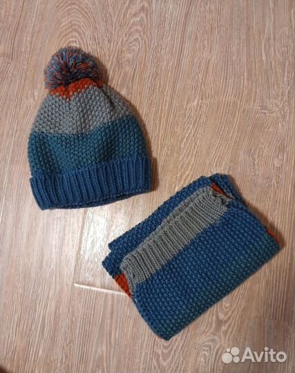 Шапка и шарф Бронь