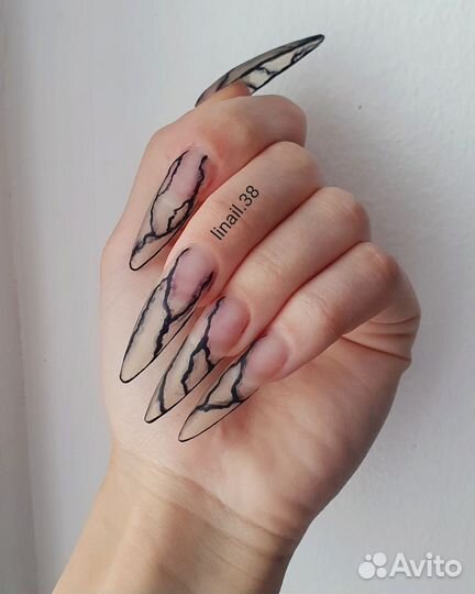 Мастер маникюра