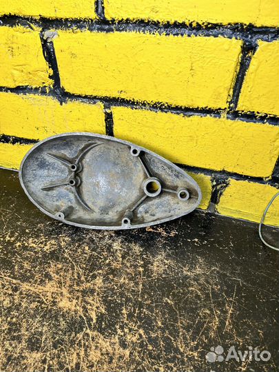 Левая крышка двигателя Минск М1М