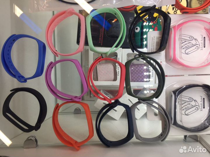 Ремешки на фитнес браслет mi band 4