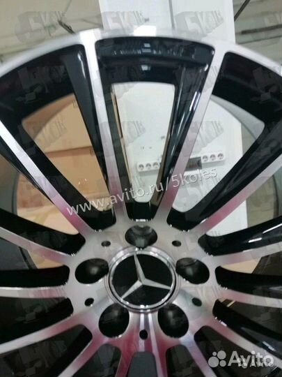 New диски на Mercedes R20 AMG