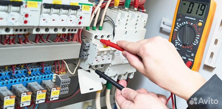 Электромонтер на производство (Электрик)