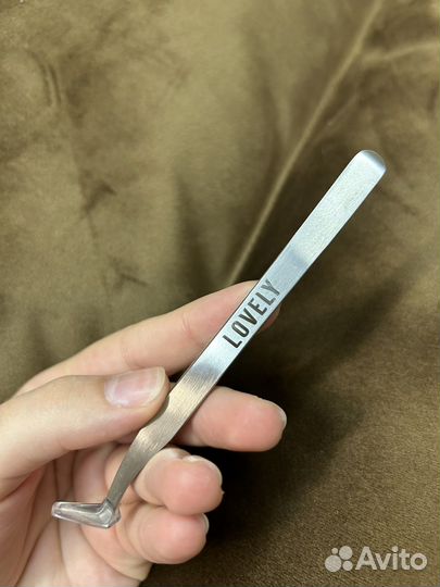 Пинцет для наращивания ресниц