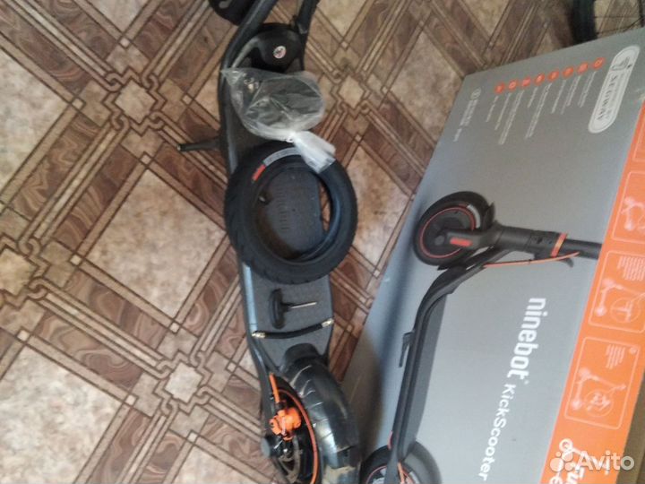 Электросамокат Ninebot kickscooter F40