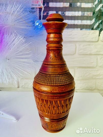 Бутылка декор.ручная работа,резьба по дереву
