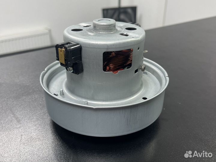 Двигатель пылесоса YDK YV-16K23B / Dyson DC23, 32