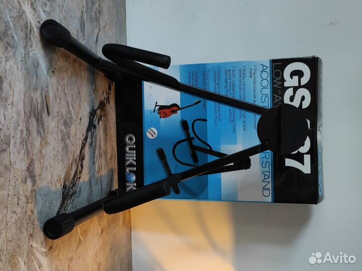 Подставка для гитары