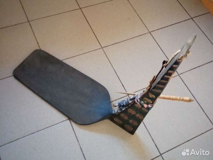 Старинная деревянная прялка с веретеном до 1890 г