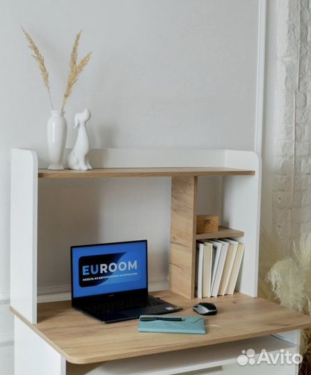 Стол компьютерный