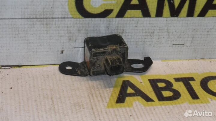 Датчик AIR BAG Toyota Corolla (E120) 2000-2007