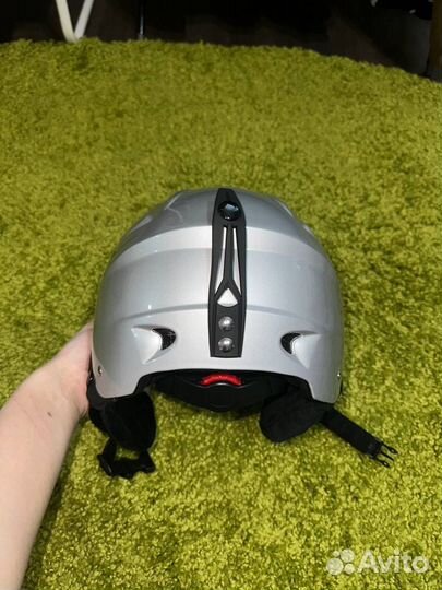 Шлем горнолыжный