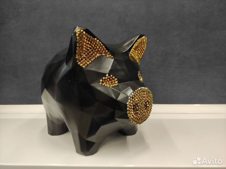 Копилка свинья