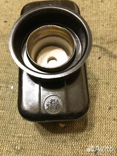 Держатель пробок, электро патрон предохранителей m